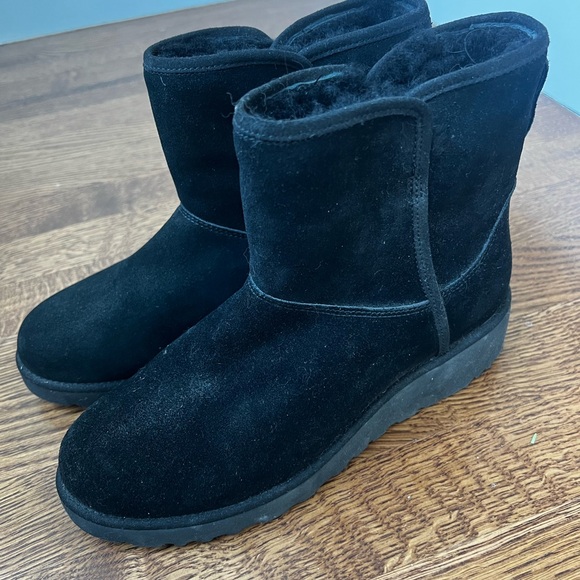 UGG‎ Cory II Wedge Boots Suede Leather Shearling Sherpa Black Cozy Warm Luxury 7 - Picture 1 of 9